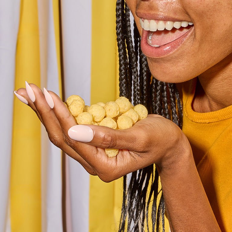 Cheezy Cheddar Pops - Puffs | HIPPEAS