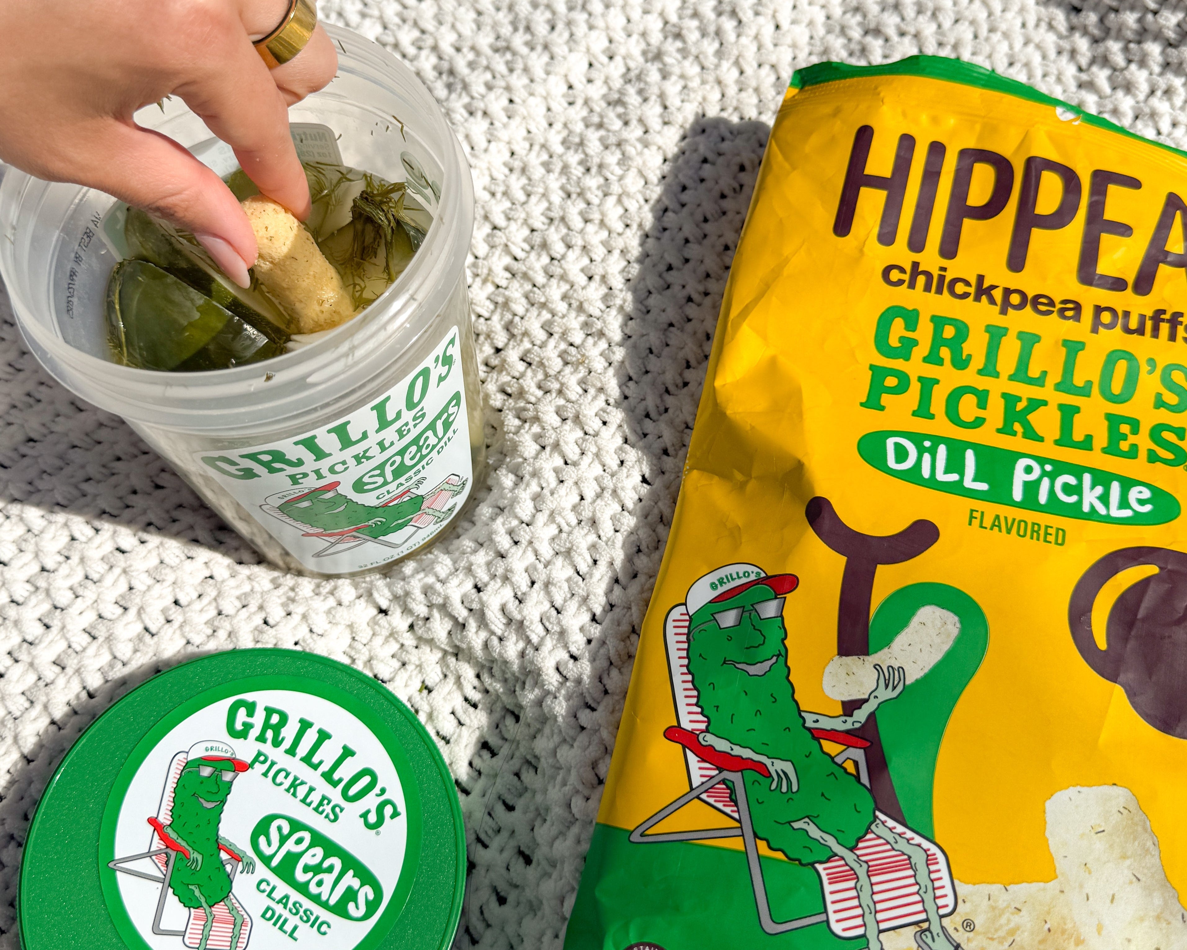 Grillo's Dill Pickle Puffs - Puffs | HIPPEAS